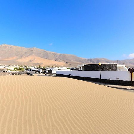 Famara Beach Apt Kültér fotó