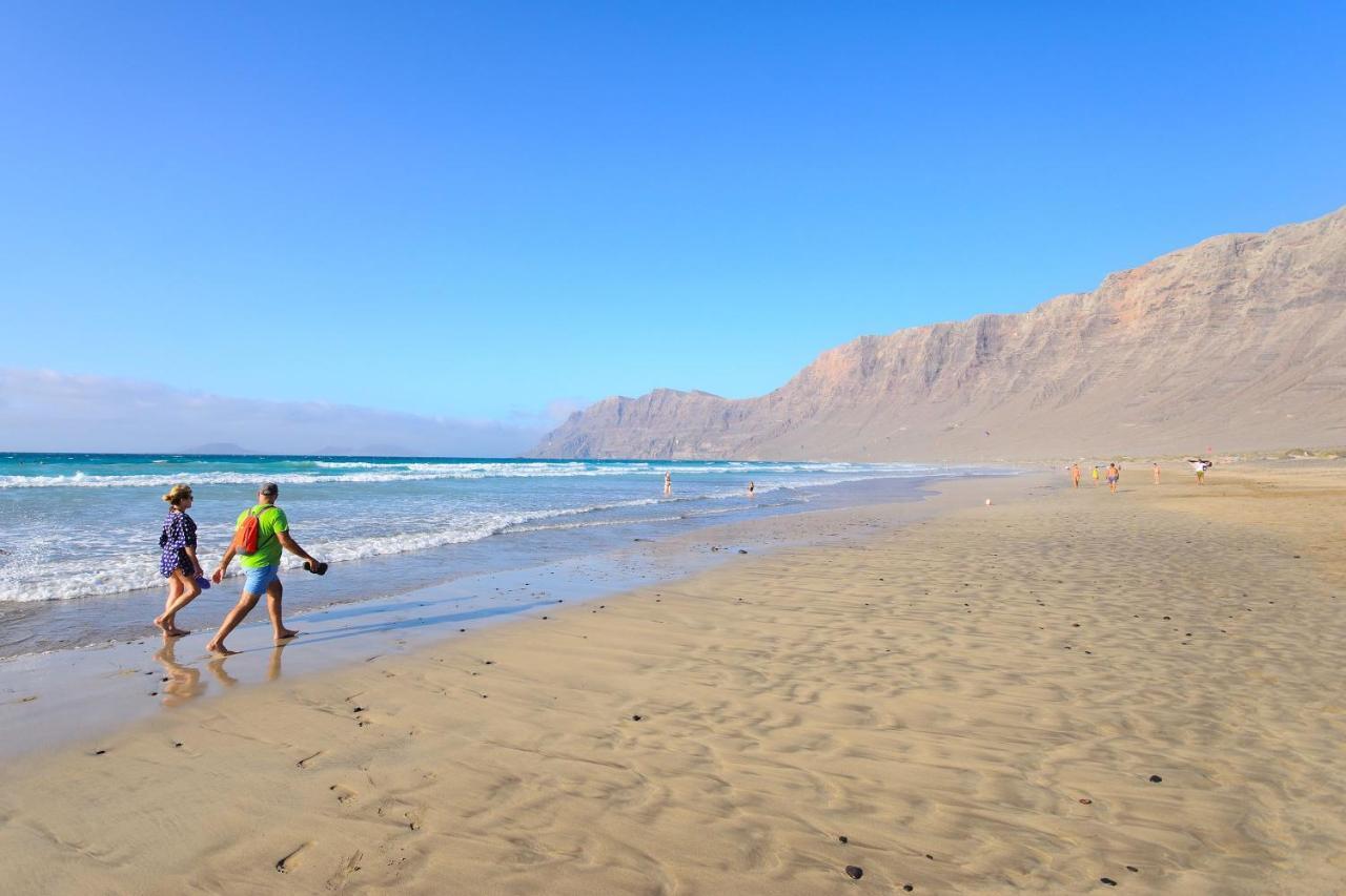 Famara Beach Apt Kültér fotó