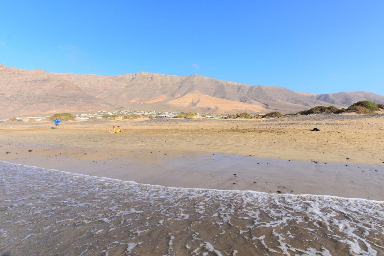 Famara Beach Apt Kültér fotó
